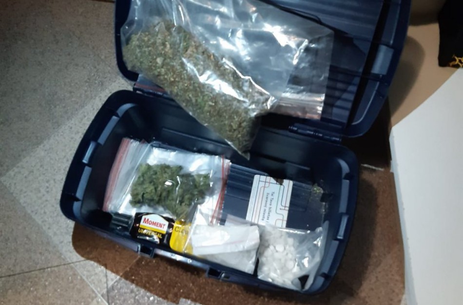 Išaiškinta didelė narkotikų platintojų grupuotė: kvaišalais aprūpindavo ir nuteistuosius, ir Kauno regioną