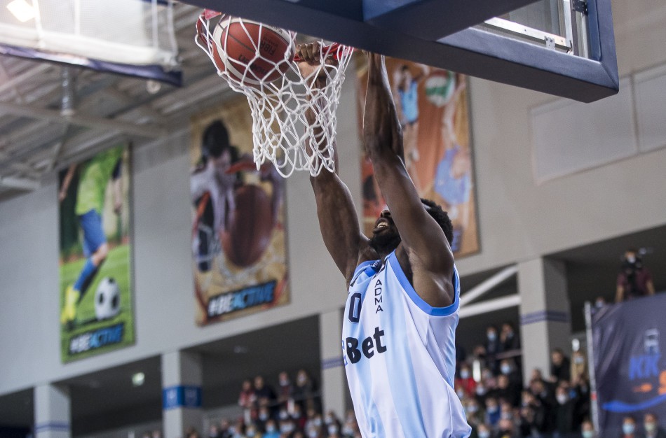 Šeštadienį Jonavoje vyks turnyrinės lentelės kaimynų dvikova