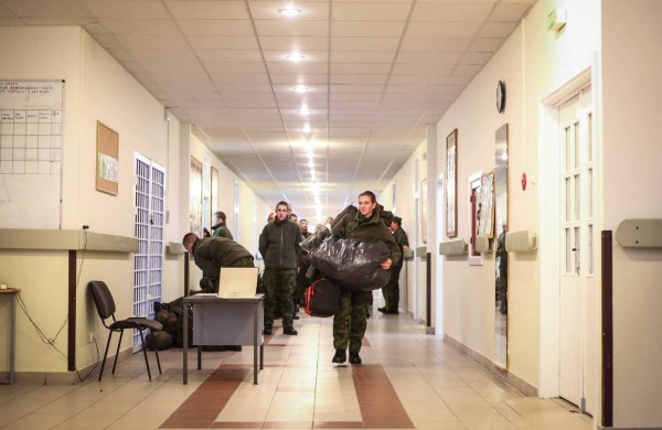 Į Mokomąjį pulką atvyko šauktiniai savanoriai