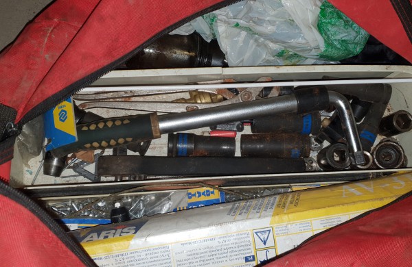 Jonavoje išaiškinta vagystė, pareigūnai prašo atpažinti savo galimai pavogtus daiktus