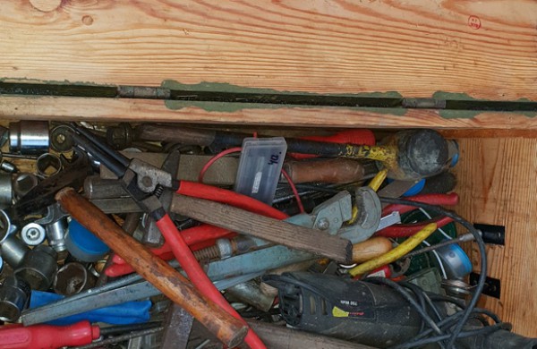 Jonavoje išaiškinta vagystė, pareigūnai prašo atpažinti savo galimai pavogtus daiktus