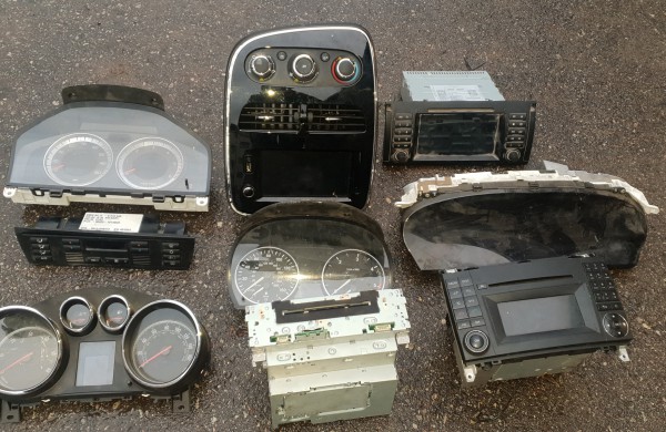 Jonavoje išaiškinta vagystė, pareigūnai prašo atpažinti savo galimai pavogtus daiktus