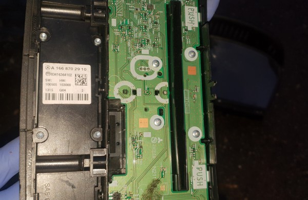 Jonavoje išaiškinta vagystė, pareigūnai prašo atpažinti savo galimai pavogtus daiktus