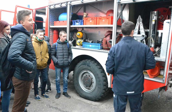 Senamiesčio gimnazijos gimnazistų pažintis su profesijomis: nuo politiko iki veterinaro