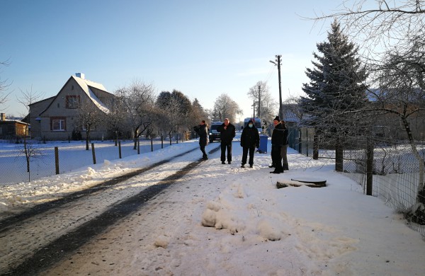 Jonavos r. dega namas: žmogui iškilusi grėsmė (rastas kūnas)