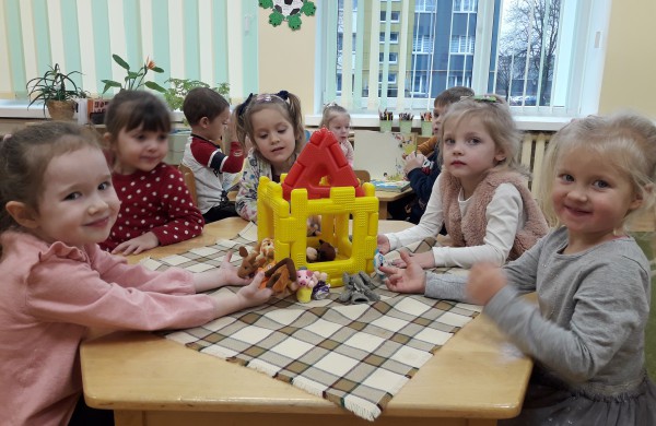 Dalinkimės knygelėmis ir skaitykime kartu