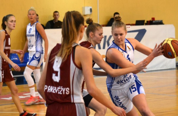 „Petrochema“ krepšininkės be didesnio vargo nugalėjo panevėžietes