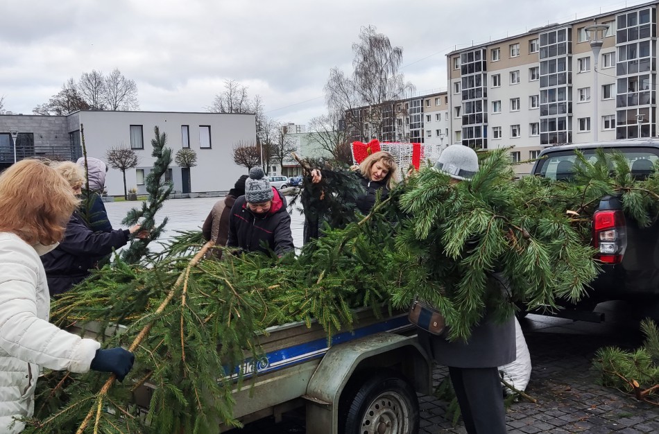 Miesto centre vyksta akcija „Parsinešk Kalėdas į savo namus“