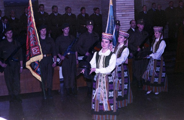 Prieš 30 metų įteikti pirmieji Atkurtos Lietuvos karininkų laipsniai