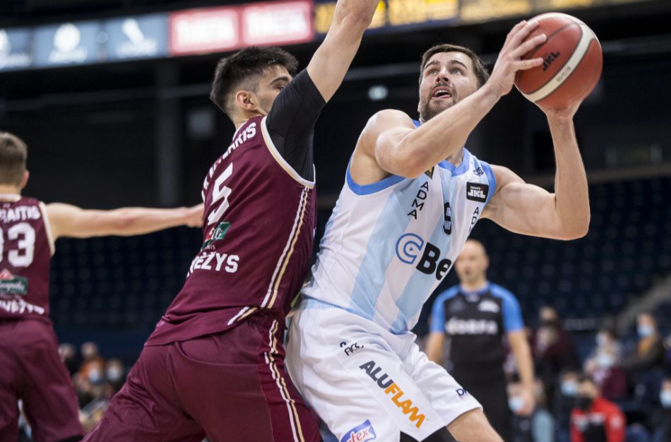 Jonavos krepšininkai naujus metus pradėjo nesėkme svečiuose prieš Panevėžio ,,Lietkabelį"