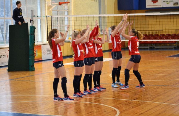 Pergalingas „Achema-KKSC“ tinklininkių savaitgalis