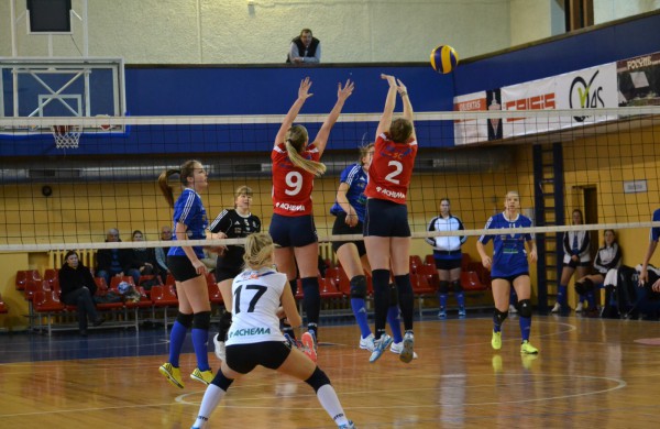 Pergalingas „Achema-KKSC“ tinklininkių savaitgalis