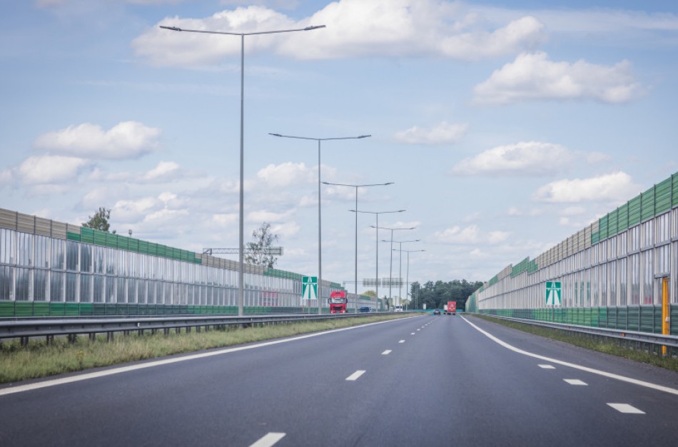 Susisiekimo ministerija siekia užtikrinti 5G ryšį transporto koridoriuose „Via Baltica“ ir „Rail Baltica“