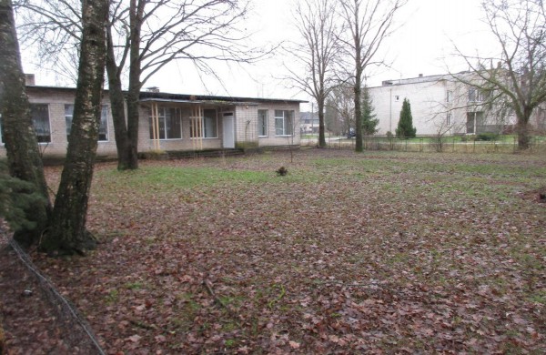 Pastato su kiemo statiniais ir sklypu Pergalės g. 1, Kuigalių k., pardavimo aukcionas