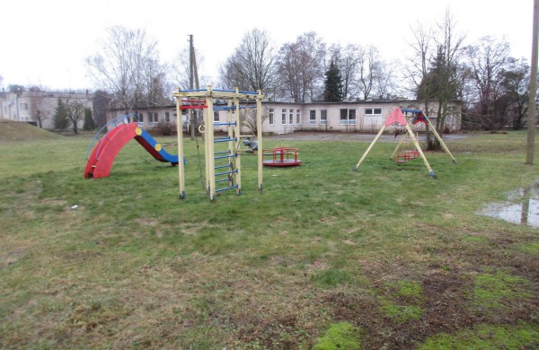 Pastato su kiemo statiniais ir sklypu Pergalės g. 1, Kuigalių k., pardavimo aukcionas