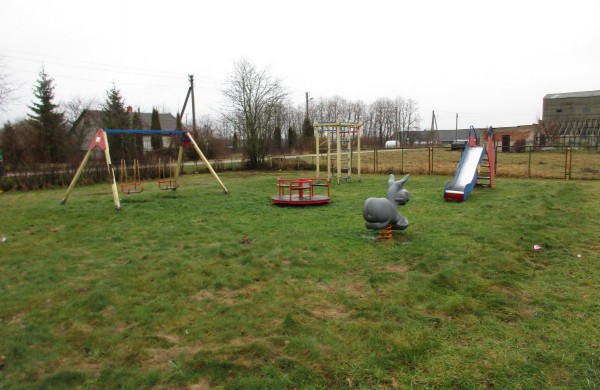 Pastato su kiemo statiniais ir sklypu Pergalės g. 1, Kuigalių k., pardavimo aukcionas