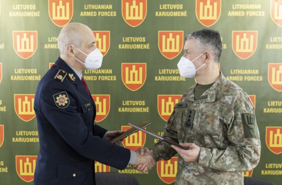 Lietuvos kariuomenė atnaujino bendradarbiavimo planus su valstybės institucijomis