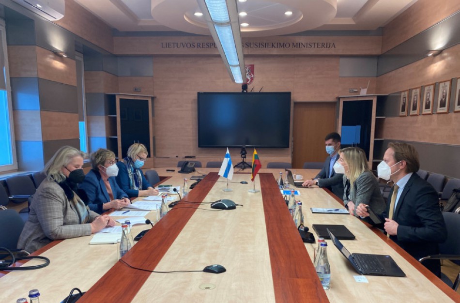 Lietuva ir Suomija tariasi dėl bendrų transporto politikos iniciatyvų tarptautiniuose transporto koridoriuose ir diegiant 5G tinklą