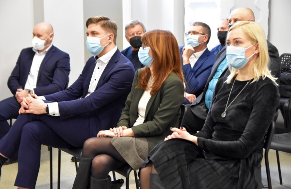 „Jonavos paslaugos“ plečiasi už miesto – atnaujino gamybinę bazę