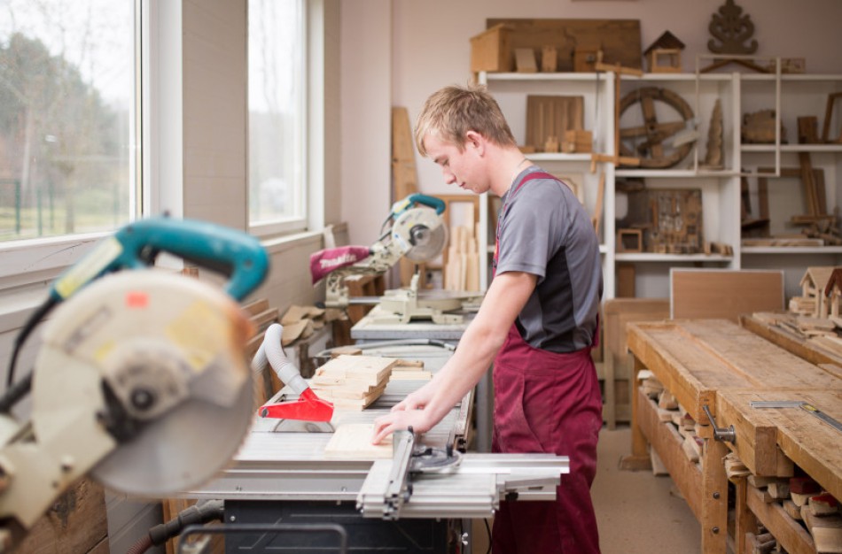 Šiandien startuoja žiemos priėmimas į profesinio mokymo įstaigas