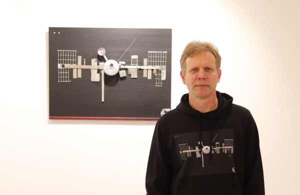 Jubiliejinė paroda „Žaidžiančio žmogaus žaidimai“: eksponuojami 35 darbai, sukurti 1993–2021 metais