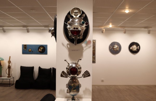 Jubiliejinė paroda „Žaidžiančio žmogaus žaidimai“: eksponuojami 35 darbai, sukurti 1993–2021 metais