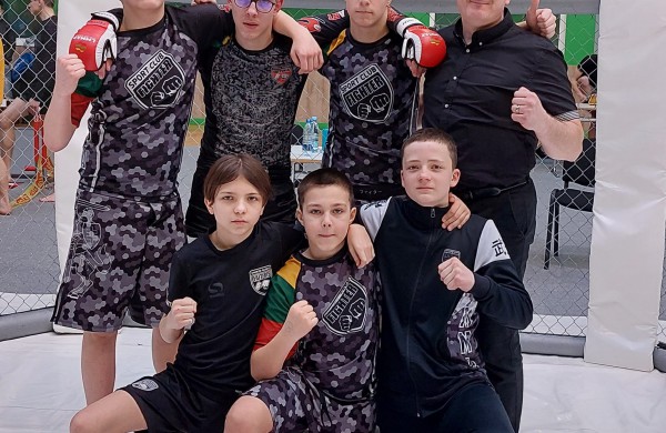 SK ,,Faiteris" klubo sportininkai toliau skina pergales: iš Jurbarko parsivežtas ne vienas medalis