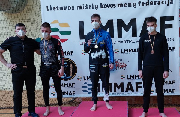 SK ,,Faiteris" klubo sportininkai toliau skina pergales: iš Jurbarko parsivežtas ne vienas medalis