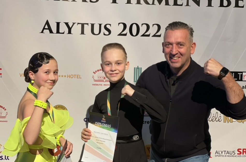 Jonavos vardas skambėjo skelbiant geriausias Lietuvos šokėjų poras