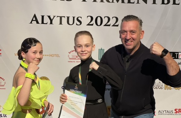 Jonavos vardas skambėjo skelbiant geriausias Lietuvos šokėjų poras