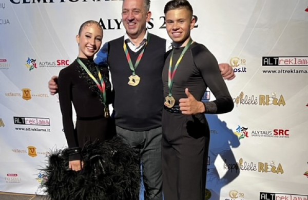 Jonavos vardas skambėjo skelbiant geriausias Lietuvos šokėjų poras