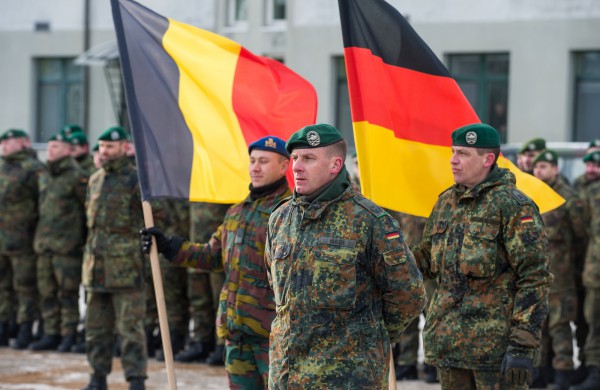 Pirmasis NATO priešakinių pajėgų Lietuvoje vadas: apie tvirtą Aljanso solidarumą ir tai, kas sąjungininkų karius Rukloje džiugina labiausiai