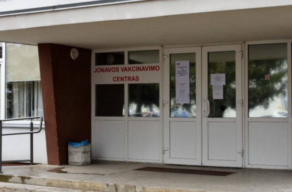 Jonavos vakcinavimo centras skaičiuoja paskutines darbo dienas
