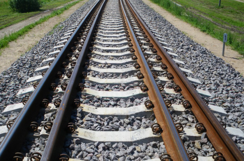 „Rail Baltica“: pasirašyta pirmoji rangos darbų sutartis statyboms ruože Šveicarija–Žeimiai, Jonavos rajone