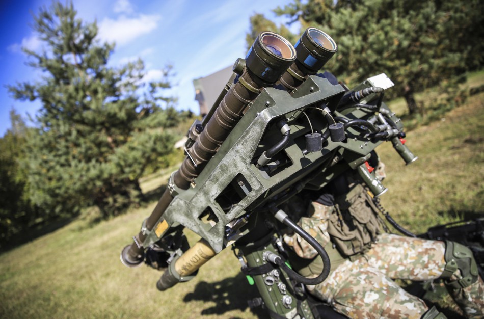 Ukrainą netrukus pasieks Lietuvos dovanojamos priešlėktuvinės raketos „Stinger“ ir kita karinė parama