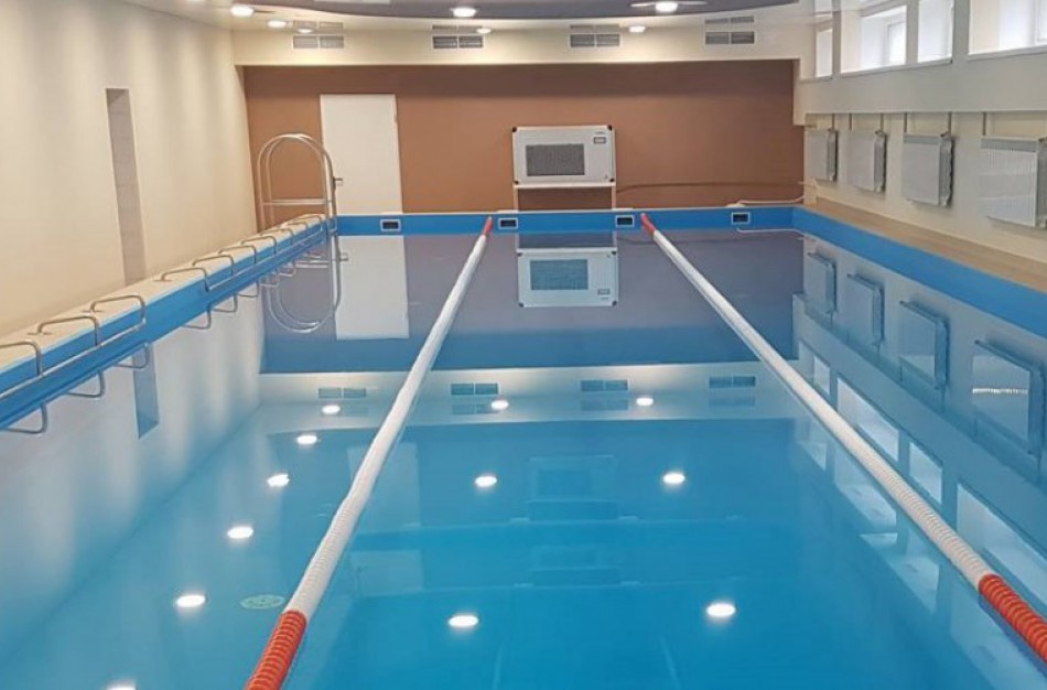 Moksleivių žiemos atostogų metu – daugiau galimybių pasinaudoti Jonavos kūno kultūros ir sporto centro baseinu