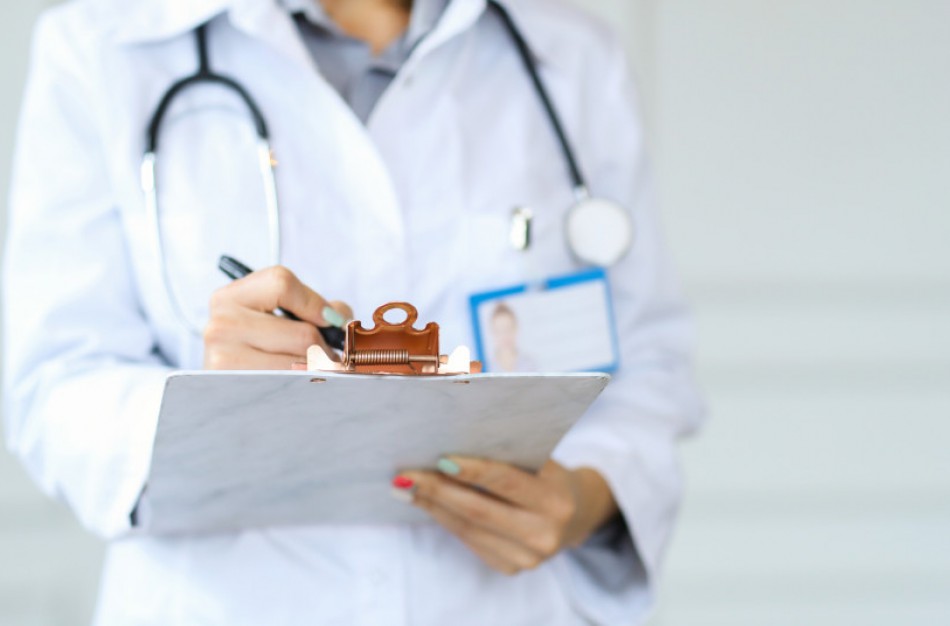 Dėl mažesnės administracinės naštos šeimos gydytojai pagelbės didesniam skaičiui sergančiųjų COVID-19