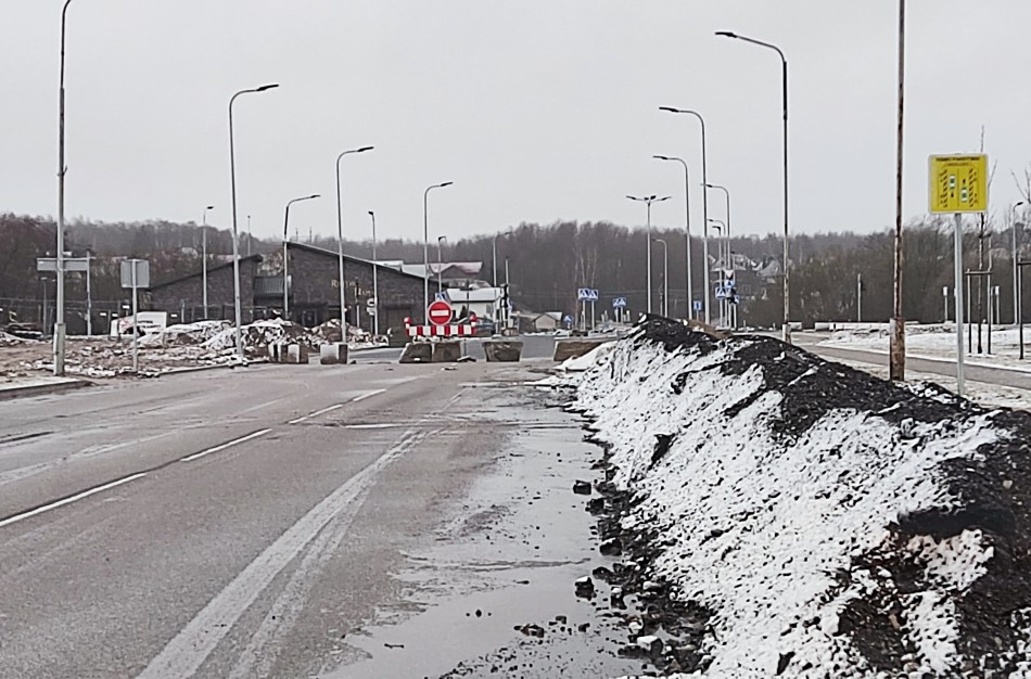 „Pavargusiųjų“ vairuotojų gretos dėl uždaryto eismo nemažėja