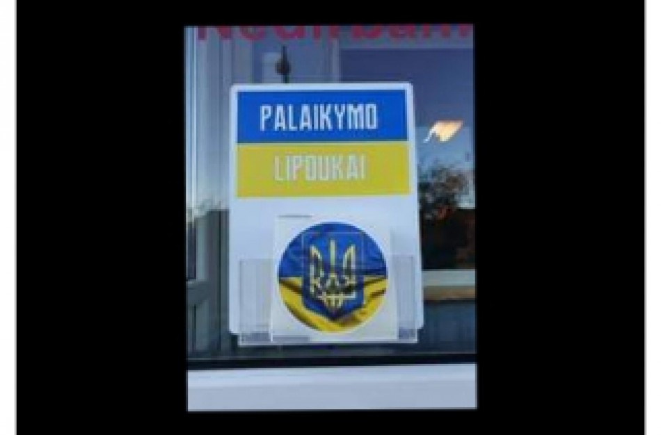 Jonavoje nemokamai dalina ,,Palaikymo lipdukus"