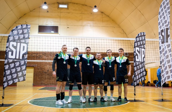 Bukonių komanda - tinklinio turnyro prizininkė