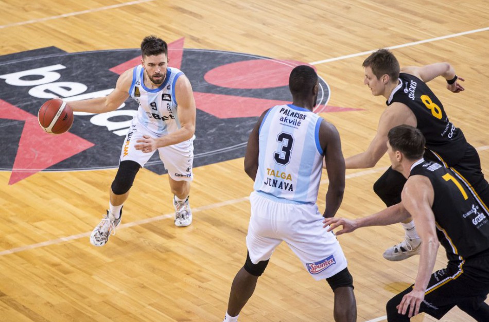 Jonavos komanda trečią kartą šį sezoną pralaimėjo Šiaulių ekipai