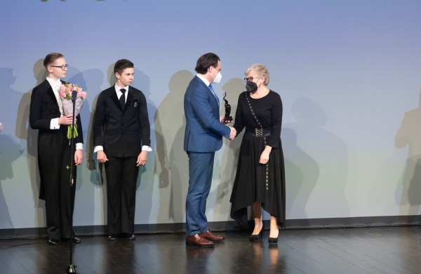 Moters dienai skirtame koncerte pagerbtos Metų Jonavietės