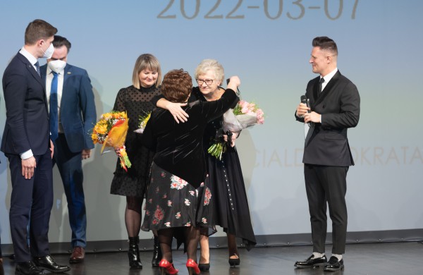 Moters dienai skirtame koncerte pagerbtos Metų Jonavietės