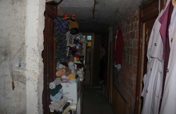 Jonavietė butą užkrovė taip, kad laisvos vietos – vos vienas kvadratinis metras