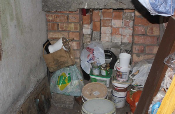 Jonavietė butą užkrovė taip, kad laisvos vietos – vos vienas kvadratinis metras