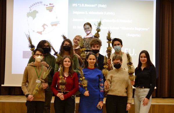 Erasmus+ projekto B.R.A.N.D. N.EU veiklų sklaida:  Senamiesčio gimnazija, Lietuva, Europa