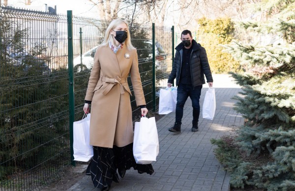 Savivaldybės vadovai aplankė Ukrainos karo pabėgėlius