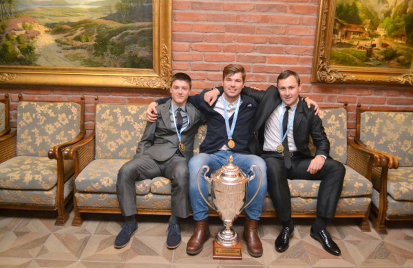 Aukso medaliai ir taurė – „Lietavos“ komandos rankose