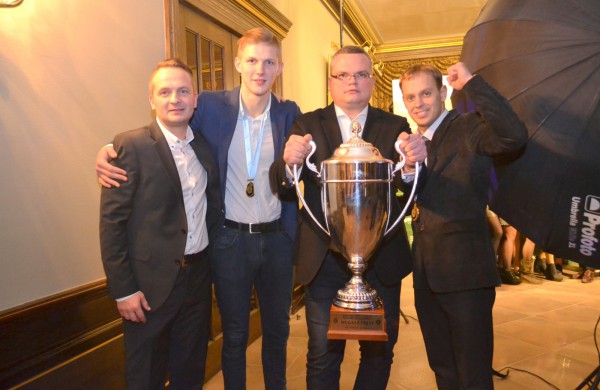 Aukso medaliai ir taurė – „Lietavos“ komandos rankose
