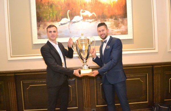 Aukso medaliai ir taurė – „Lietavos“ komandos rankose